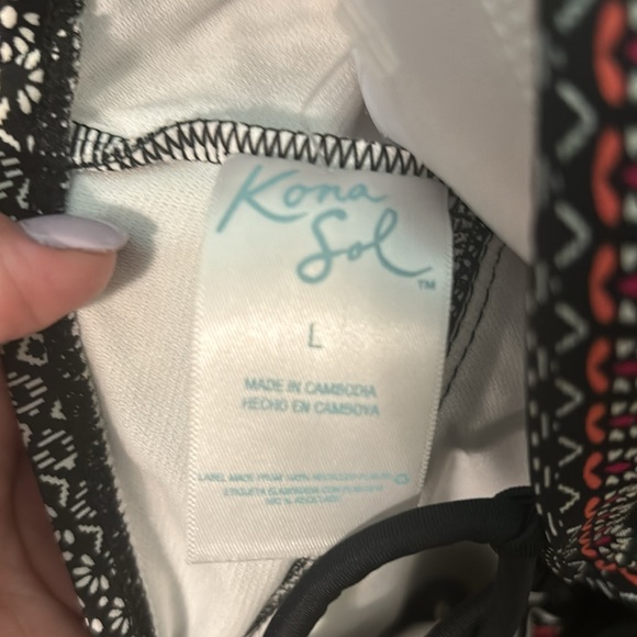 Bathing Suit - Picture 5 of 6